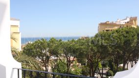 Apartamento en venta en Puerto de Cabopino, Marbella Este