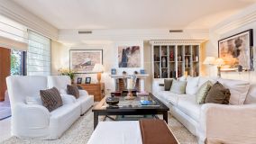 Apartamento planta baja en venta en Marbella - Puerto Banus
