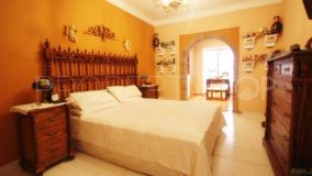 Se vende villa de 6 dormitorios en Carib Playa