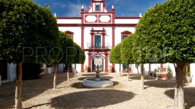Villa con 7 dormitorios en venta en Sevilla