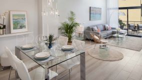 Buy semi detached house in Alhaurin de la Torre with 4 bedrooms