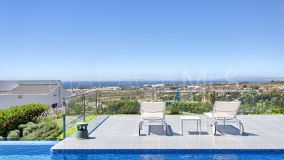 Villa for sale in Los Flamingos Golf, Benahavis