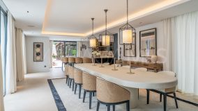 Villa en venta en Las Brisas, Nueva Andalucia