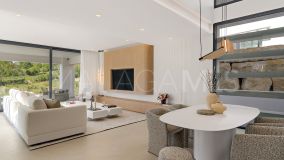 Villa for sale in Estepona Golf, Estepona Ouest