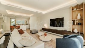 Triplex for sale in Benalús, Marbella Golden Mile