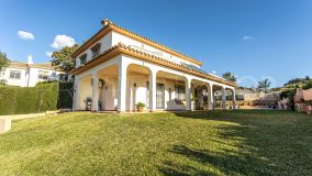 Villa for sale in Huerta del Prado with 4 bedrooms