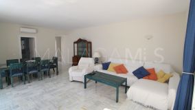 Penthouse for sale in Las Brisas, Nueva Andalucia