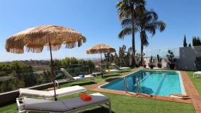 Villa till salu på Nueva Atalaya, Estepona