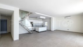 For sale duplex penthouse in Guadalobon