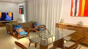 Apartment for sale in El Paraiso Playa, Estepona East