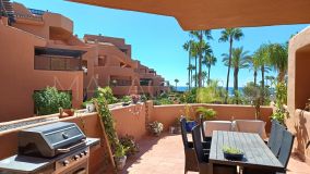 Ground Floor Apartment for sale in Mar Azul, Estepona East