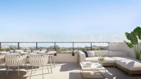 Penthouse for sale in La Resina Golf, Estepona East