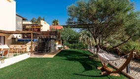 Villa for sale in Benahavis