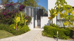 Radhus for sale in Los Naranjos, Nueva Andalucia