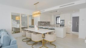 Town House for sale in Los Naranjos, Nueva Andalucia