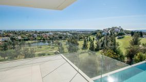 Villa for sale in La Alqueria, Benahavis