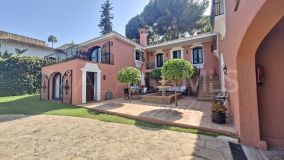 Villa en venta en Aloha, Nueva Andalucia