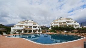 Lägenhet for sale in Aloha, Nueva Andalucia