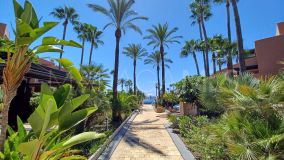 Apartamento en venta en Mar Azul, Estepona Este