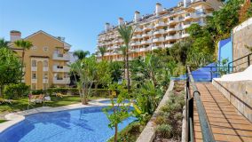 Duplex for sale in Señorio de Aloha, Nueva Andalucia