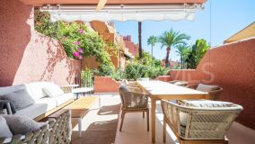 Adosado en venta en El Palmeral, Nueva Andalucia