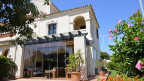 Los Cortijos de la Reserva - Encantadora casa adosada al final de la terraza con jardín privado y vistas al mar