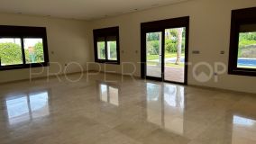 Zona G 5 bedrooms villa for sale
