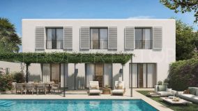New development offering a selection of new garden and patio villas in Sotogrande