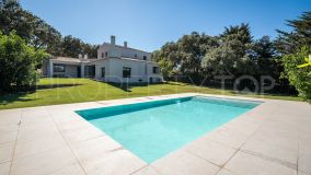 Charming 7 Bedroom Villa newly renovated in the Sotgorande C-zone