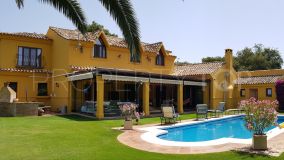 For sale villa with 6 bedrooms in Zona D