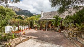 Comprar casa de campo de 2 dormitorios en Cortes de la Frontera
