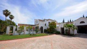 Villa for sale in Guadalmina Baja, San Pedro de Alcantara