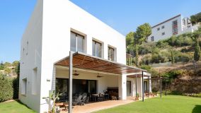 Villa for sale in El Madroñal, Benahavis