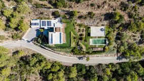 Villa for sale in El Madroñal, Benahavis