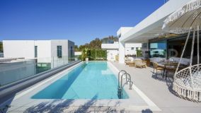 5 bedrooms villa in Calahonda for sale