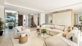 Villa for sale in Marbella