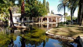 Villa with lake for boating, Nagüeles, Marbella