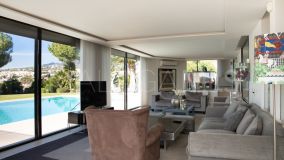 Villa for sale in Huerta del Prado, Marbella City