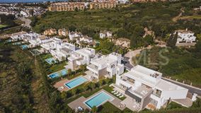 Villa for sale in King's Hills, Estepona Est