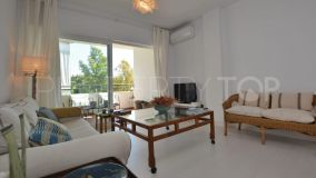 Buy 3 bedrooms flat in Guadalmina Baja