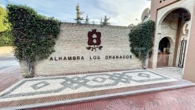 Se vende apartamento de 2 dormitorios en Alhambra los Granados