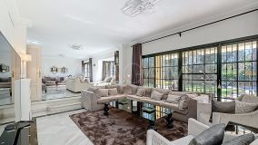 Villa for sale in Casasola, Estepona East