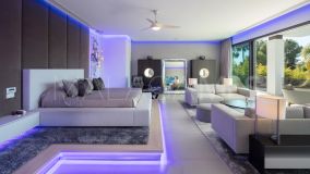 Villa till salu på Aloha, Nueva Andalucia