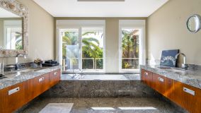 Villa for sale in Marbella Hill Club, Marbella Golden Mile