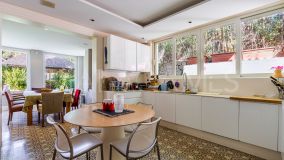 Villa for sale in Marbella Hill Club, Marbella Golden Mile