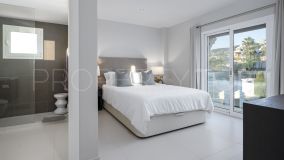 Se vende villa de 4 dormitorios en Marbella Country Club