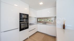 For sale penthouse in Marbella East with 3 bedrooms