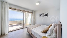 For sale penthouse in Marbella East with 3 bedrooms