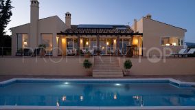 Buy villa in El Padron with 3 bedrooms