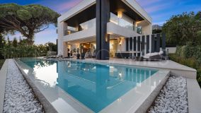 Villa for sale in Rocio de Nagüeles, Marbella Golden Mile